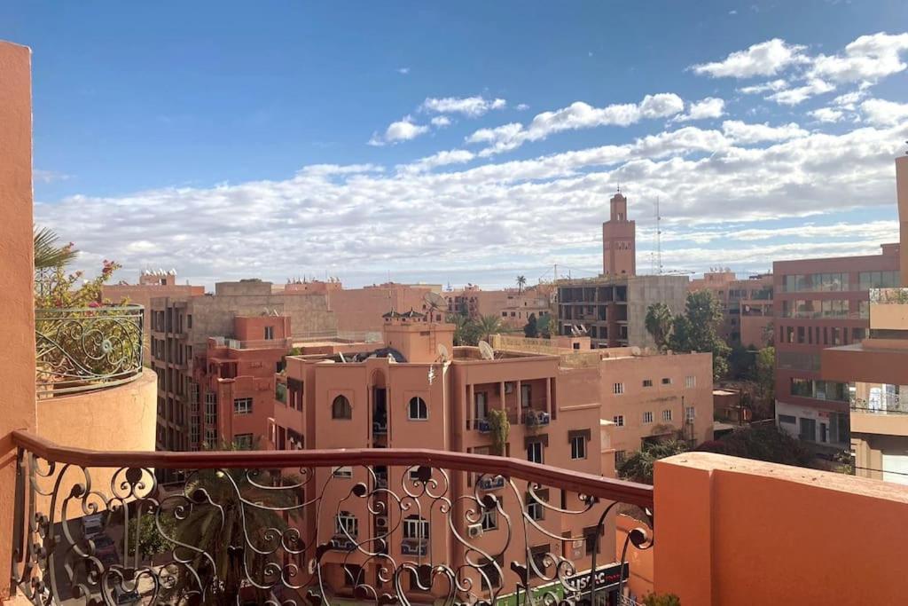 Апартаменти Sunny Terrace & Comfy Beds In Marrakech Марракеш Екстер'єр фото